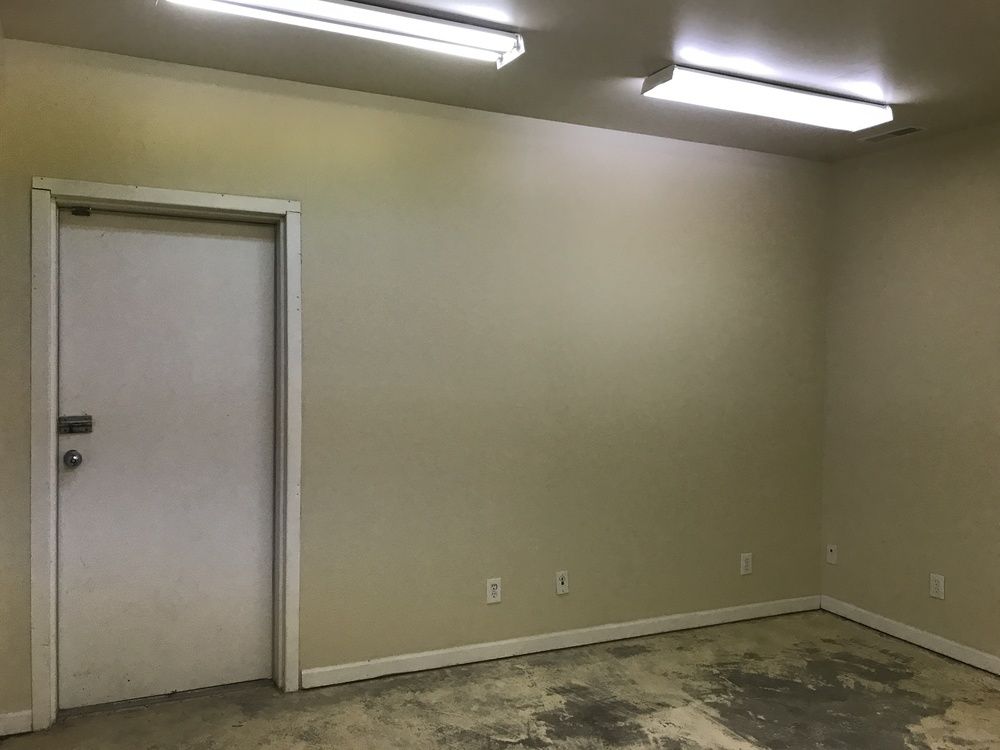 1956 Florence Blvd, Florence, AL 35630